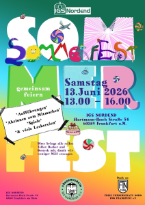 Ein buntes Plakat mit ineinander laufenden Hintergründen von rot, über gelb, blau und grün. Schrift Sommerfest
